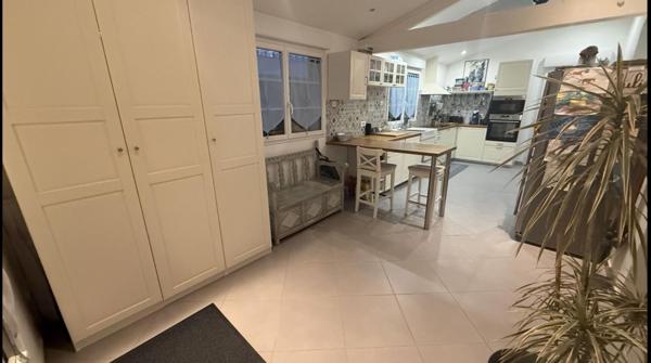 Maison  5 pièce(s) 130 m2