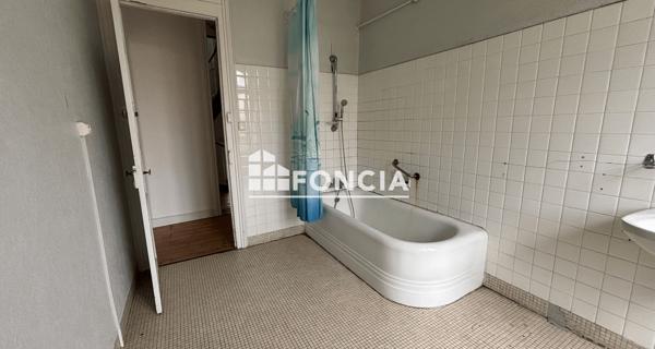 À vendre Appartement 7 pièces 155.44 m² - Douarnenez 29100