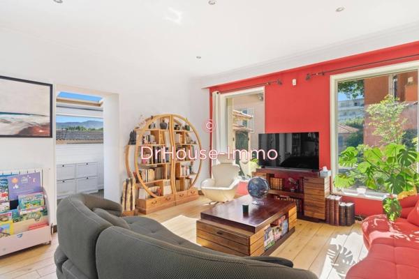Appartement à vendre 5 pièces de 121 m²