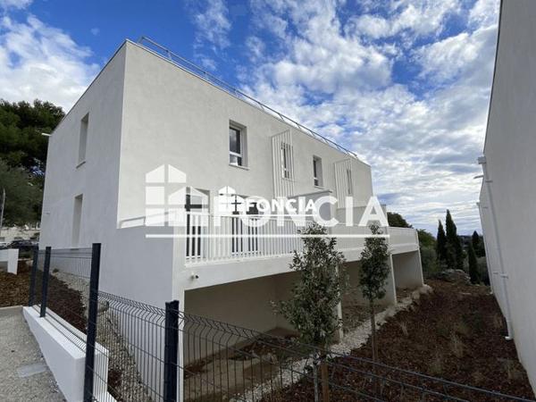 Location Appartement 4 pièces 85 m² - 55/73 IMPASSE DES CHARMETTES Nîmes 30900