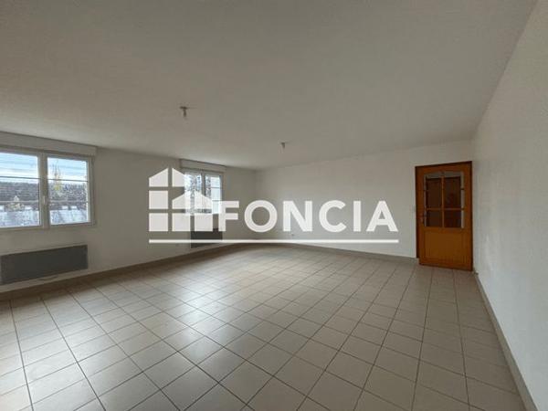 Location Appartement 2 pièces 75.6 m² - 12 RUE DU MOULIN A VENT Noyers Sur Cher 41140