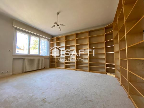 Idéale investisseur, possibilité de créer quatre appartement et  détacher un terrain à bâtir