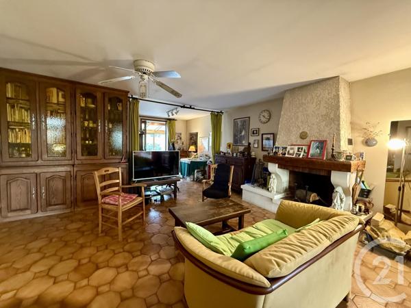 Maison à vendre  5 pièces - 157 m2 L HOUMEAU - 17