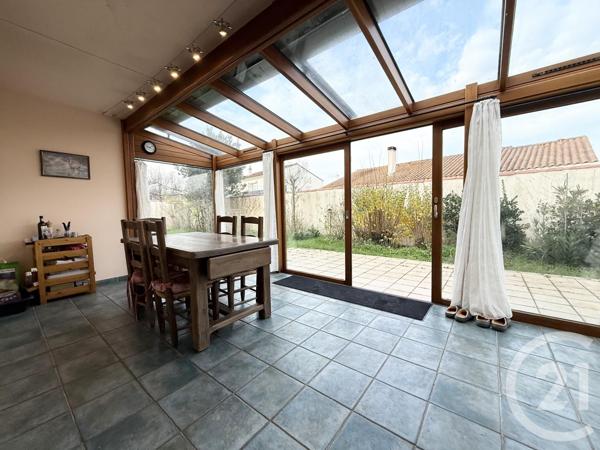 Maison à vendre  5 pièces - 157 m2 L HOUMEAU - 17