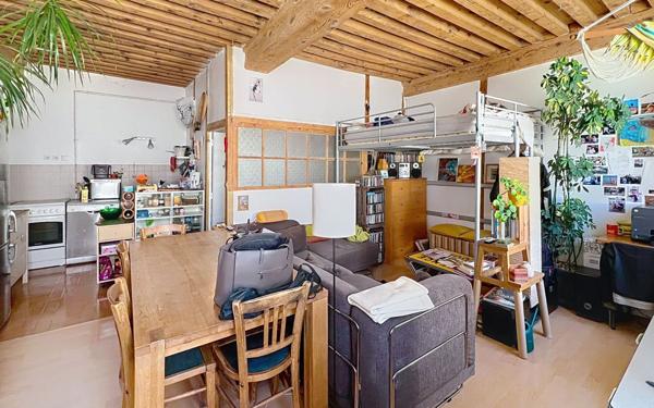 Appartement à vendre    2 pièces • 50 m2 Lyon 1