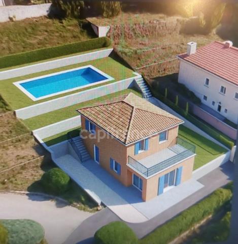 Maison à vendre 6 pièces CAGNES SUR MER (06), jardin piscinable, cave !