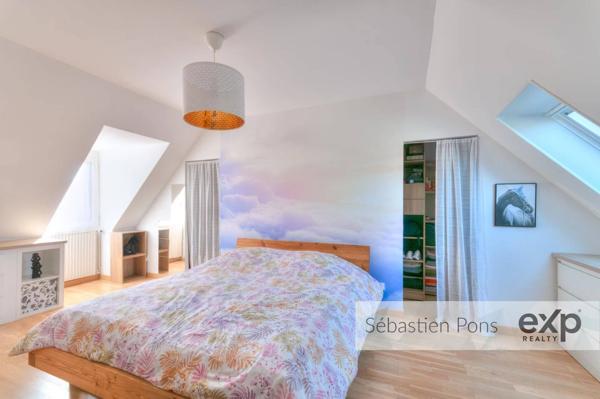 Maison avec piscine couverte