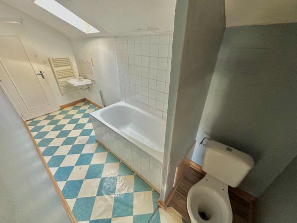 Maison de caractère en pierre 105 m² Entrammes