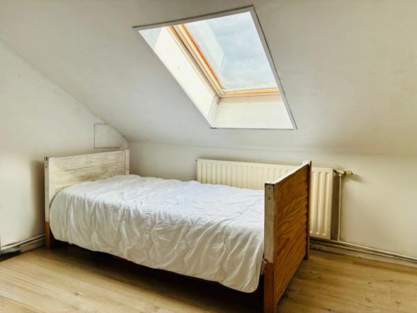 Maison de ville lumineuse avec jardin arboré – Quartier Bouillant - 5 pièces CREPY EN VALOIS (60)