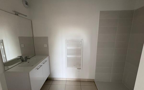 Maison à vendre    2 pièces • 55,40 m2 Castelginest