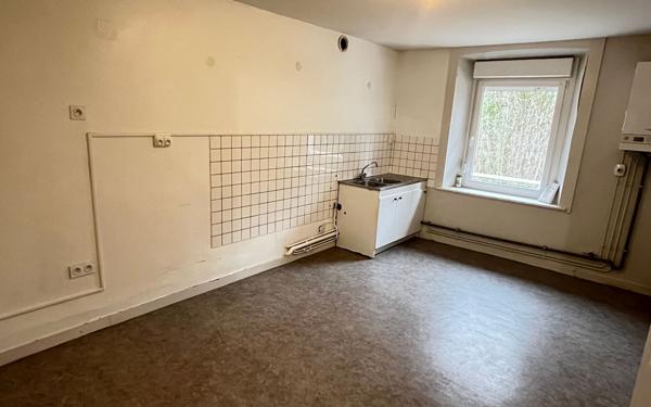 Appartement à louer    4 pièces • 104 m2 Saulxures-sur-Moselotte