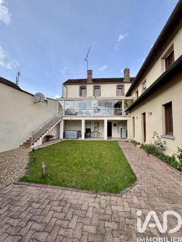 Maison à vendre 10 pièces 215 m² Joigny