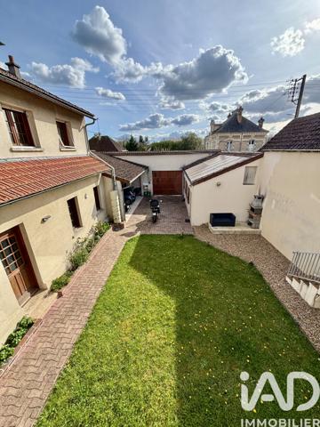 Maison à vendre 10 pièces 215 m² Joigny