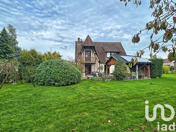 Maison traditionnelle 9 pièces de 230 m² à Préaux (76160)