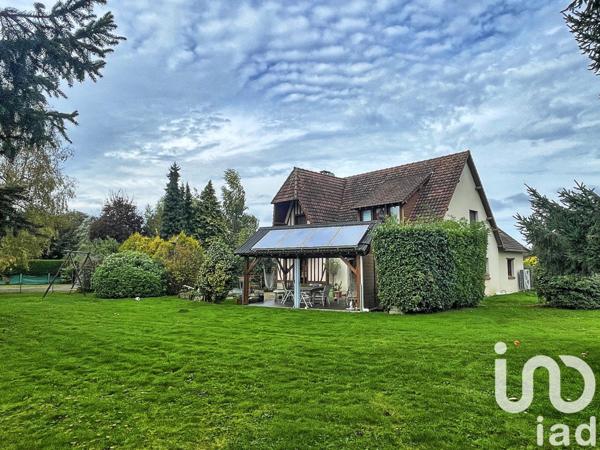 Maison traditionnelle 9 pièces de 230 m² à Préaux (76160)