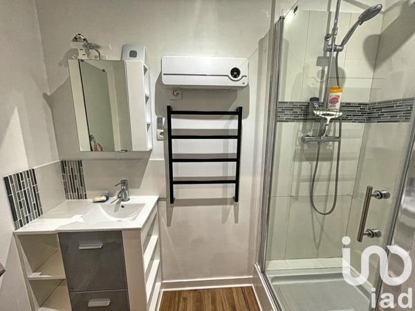 Maison traditionnelle 9 pièces de 230 m² à Préaux (76160)