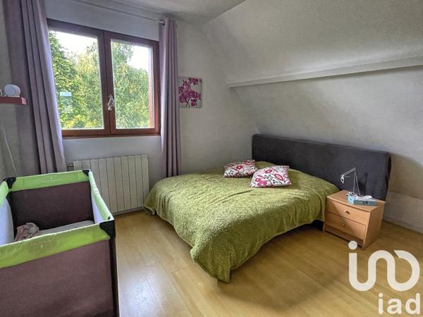 Maison traditionnelle 9 pièces de 230 m² à Préaux (76160)