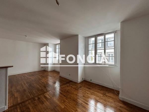 Location Appartement 4 pièces 84.15 m² - 8 RUE DU TELEGRAPHE Brest 29200