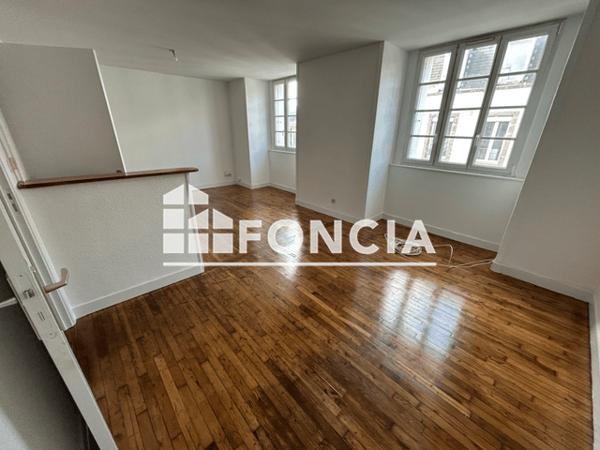 Location Appartement 3 pièces 84.15 m² - 8 RUE DU TELEGRAPHE Brest 29200