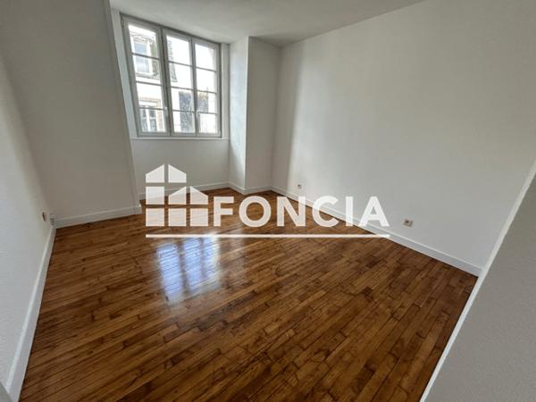 Location Appartement 3 pièces 84.15 m² - 8 RUE DU TELEGRAPHE Brest 29200