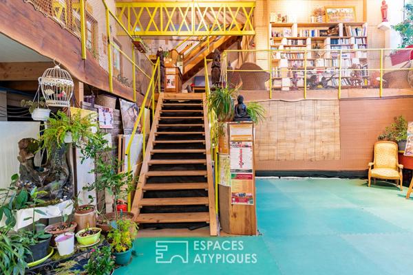 Bâtiment industriel rénové avec volumes exceptionnels et potentiel d’aménagement