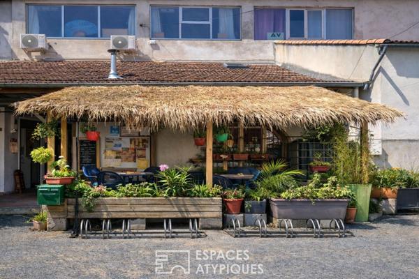 Bâtiment industriel rénové avec volumes exceptionnels et potentiel d’aménagement