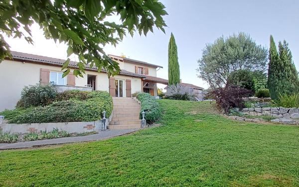 Maison à vendre    6 pièces •  Meximieux