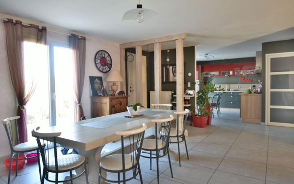 Maison à vendre    6 pièces •  Meximieux