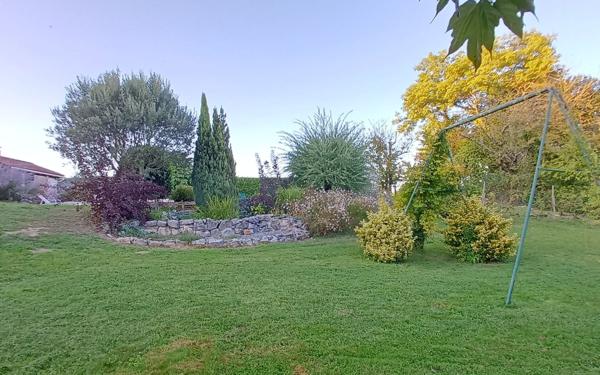 Maison à vendre    6 pièces •  Meximieux