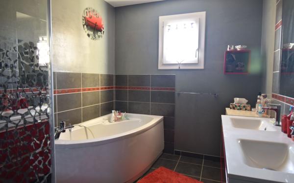 Maison à vendre    6 pièces •  Meximieux