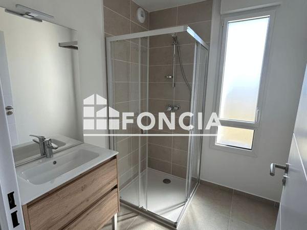 Location Appartement 3 pièces 62.21 m² - 24 AVENUE MASSENET Chamalieres 63400