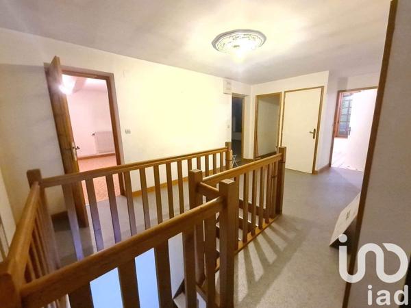 Maison 9 pièces de 110 m² à Wassy (52130)