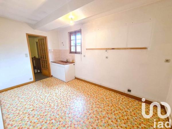 Maison 9 pièces de 110 m² à Wassy (52130)