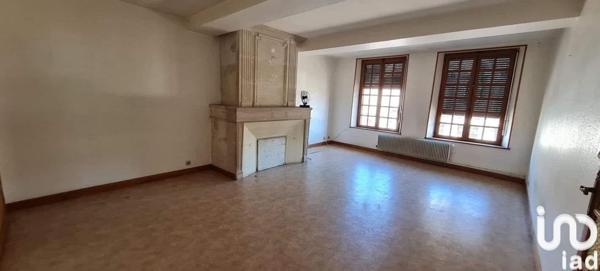 Maison 9 pièces de 110 m² à Wassy (52130)