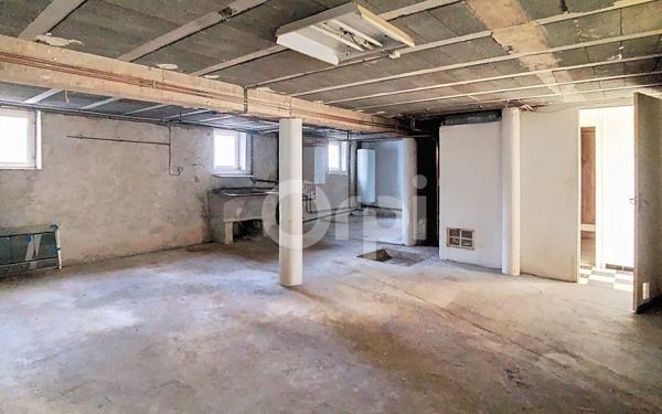 Maison à louer    3 pièces •  Thenon