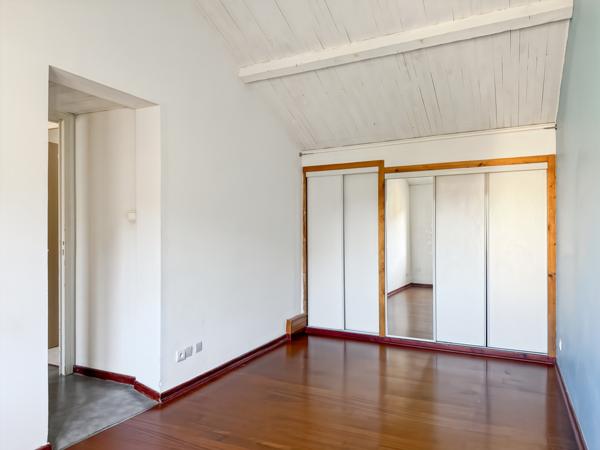 Saint-Sernin (07200) Jolie maison avec jardin dans un petit lotissement calme et convivial