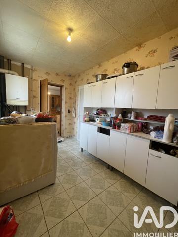 Maison à vendre 7 pièces 165 m² Bourges