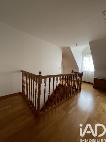 Maison à vendre 7 pièces 165 m² Bourges