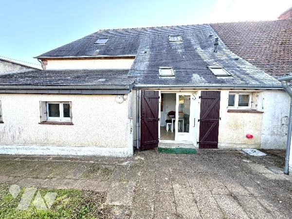 15 MN. NOGENT, PROCHE  ANCIEN COLLEGE  ROYAL ET MILITAIRE 
MAISON DE BOURG MITOYENNE 104m² UTILES