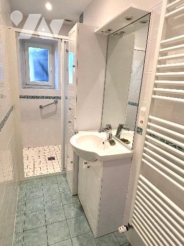 15 MN. NOGENT, PROCHE  ANCIEN COLLEGE  ROYAL ET MILITAIRE 
MAISON DE BOURG MITOYENNE 104m² UTILES