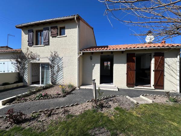 Maison de 5 pièces, 107m2, 550m2 de terrain clos