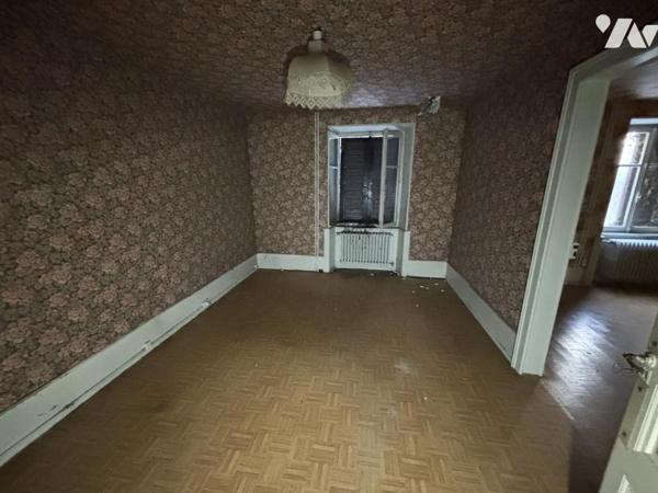 HERIMONCOURT, maison de 1811  à rénover en totalité anciennement composé de trois appartements 