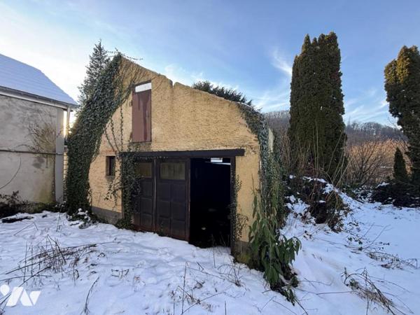 HERIMONCOURT, maison de 1811  à rénover en totalité anciennement composé de trois appartements 