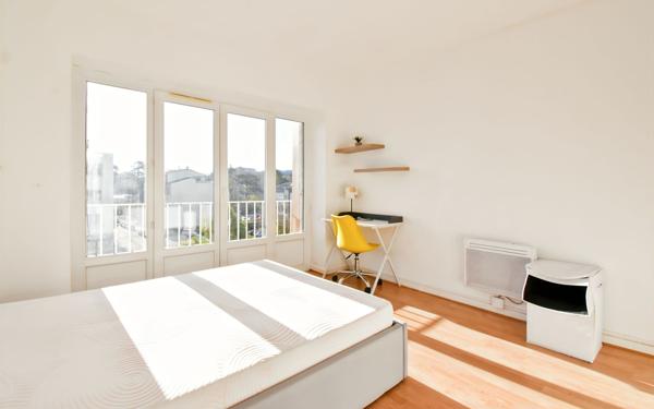 Appartement à vendre    5 pièces • 79,79 m2 Valence