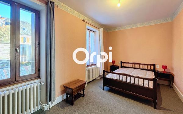 Maison à vendre    7 pièces • 145 m2 Pierrefort