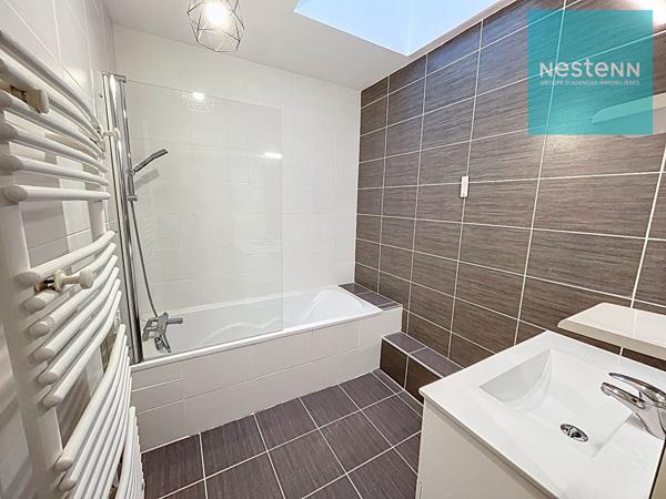 Maison à vendre à Montbrison - 4 pièces, 2 chambres, jardin plein Sud et 2 stationnements