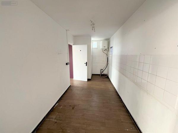 Local commercial à louer à Évreux dans l'Eure (27000), ref : 11144/727   
Rue des Lombards