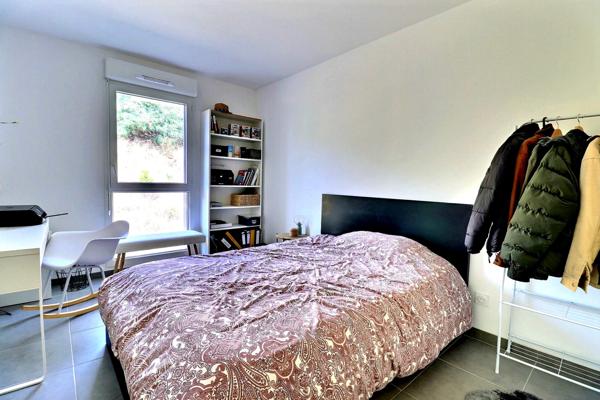 Auriol (13390) Trop tard - sous promesse d'achat ! Appartement T4 de 2023 avec terrasse et 2 garages à Auriol