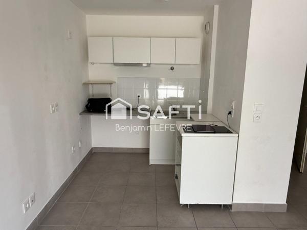 T2 PARFAIT ÉTAT / BALCON DERNIER ÉTAGE / STATIONNEMENT