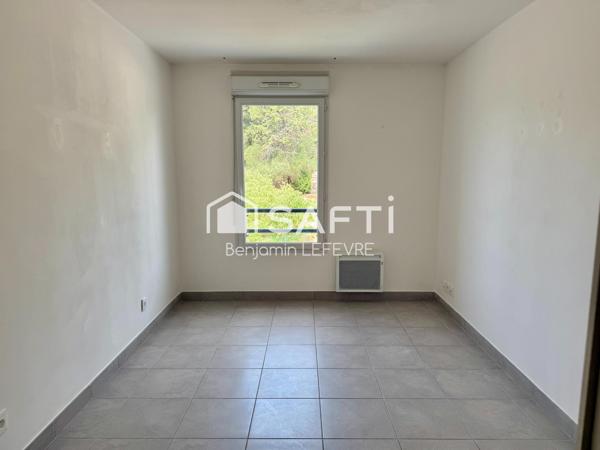 T2 PARFAIT ÉTAT / BALCON DERNIER ÉTAGE / STATIONNEMENT